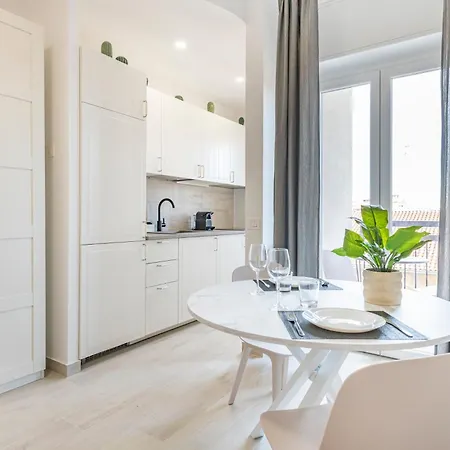 Easylife - - Paoli 6 P3 - Navigli