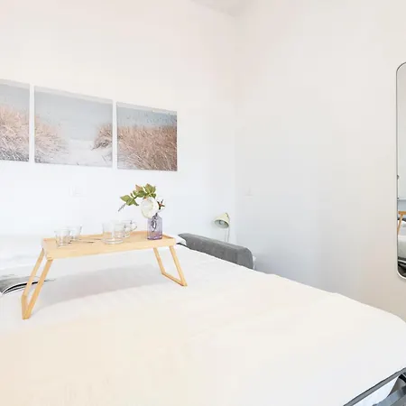 Easylife - - Paoli 6 P3 - Navigli Milaan